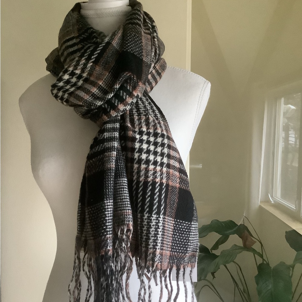 New Hadley Wren Plaid Wrap/Scarf